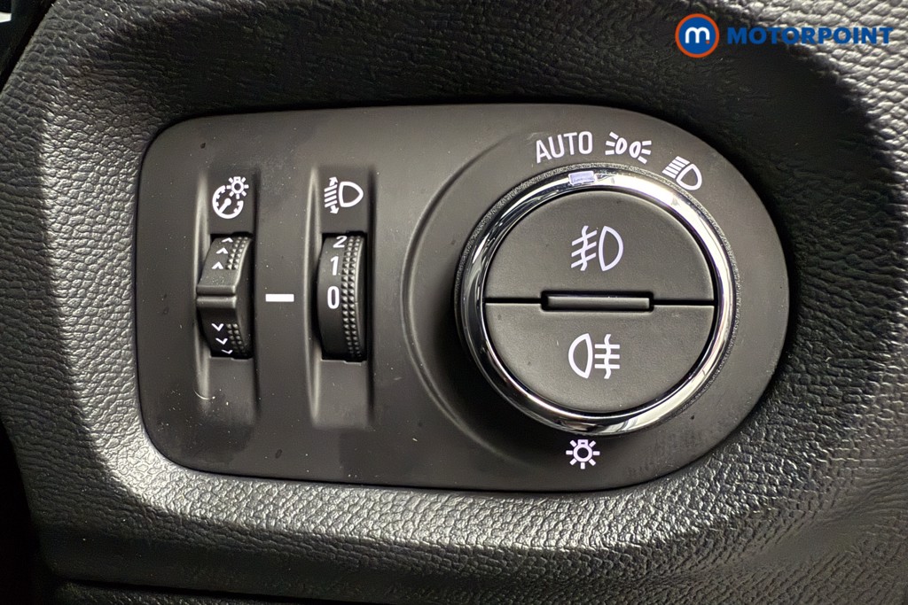 Vauxhall Corsa GS Manual Petrol Hatchback - Stock Number (1600746) - 17th supplementary image