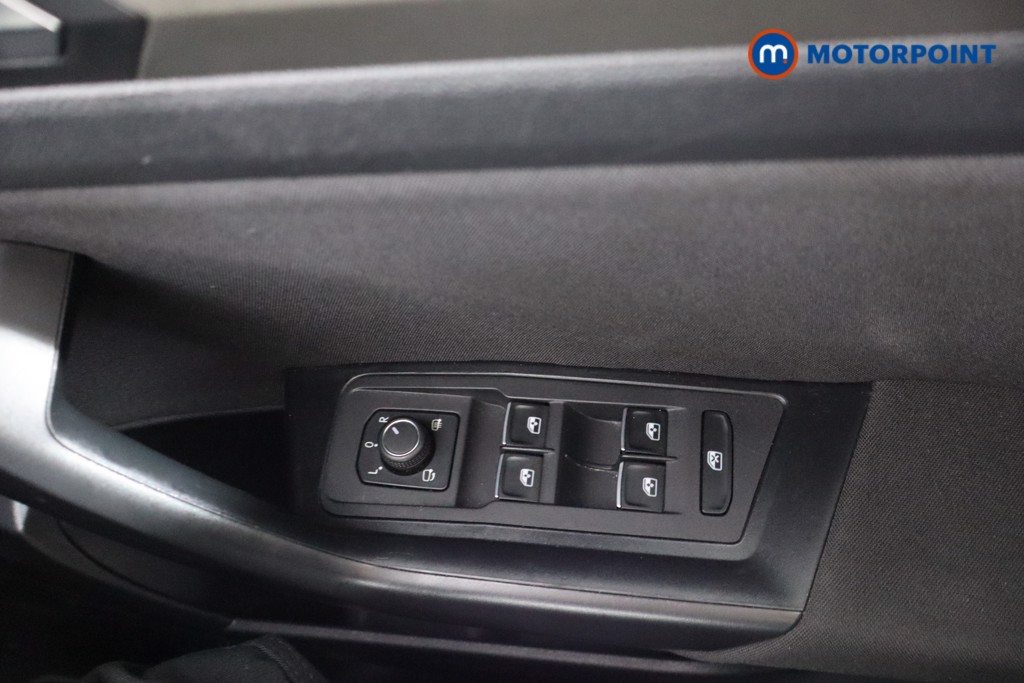 Volkswagen T-Roc SE Manual Petrol SUV - Stock Number (1600768) - 14th supplementary image