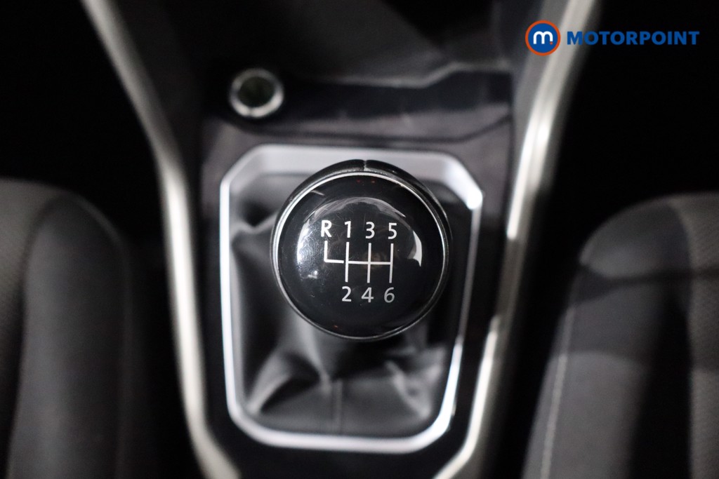 Volkswagen T-Roc SE Manual Petrol SUV - Stock Number (1600768) - 20th supplementary image