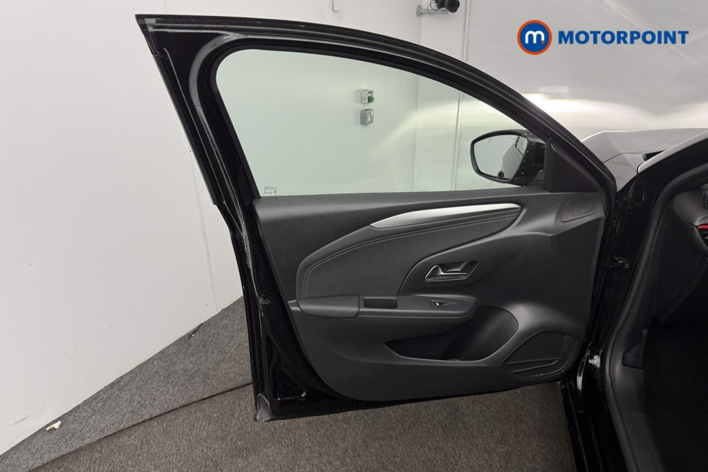 Vauxhall Corsa GS Manual Petrol Hatchback - Stock Number (1600772) - 4th supplementary image