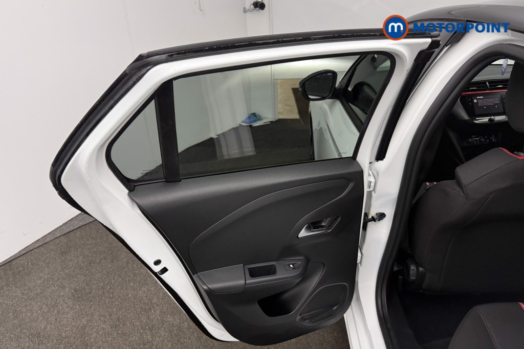 Vauxhall Corsa GS Manual Petrol Hatchback - Stock Number (1600775) - 7th supplementary image