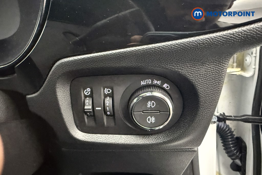 Vauxhall Corsa GS Manual Petrol Hatchback - Stock Number (1600775) - 19th supplementary image