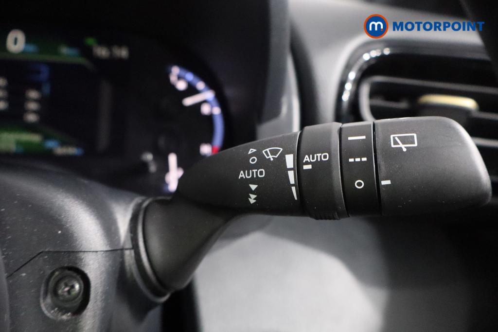 Toyota Yaris Cross Dynamic Automatic Petrol-Electric Hybrid Estate - Stock Number (1601158) - 9th supplementary image