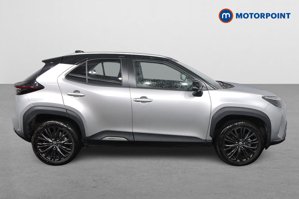 Toyota Yaris Cross Dynamic Automatic Petrol-Electric Hybrid Estate - Stock Number (1601158) - Drivers side