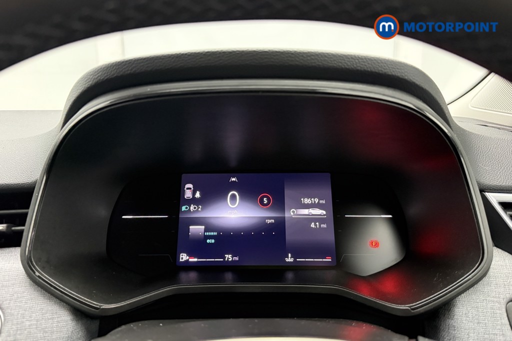 Renault Clio Evolution Manual Petrol Hatchback - Stock Number (1601233) - 9th supplementary image