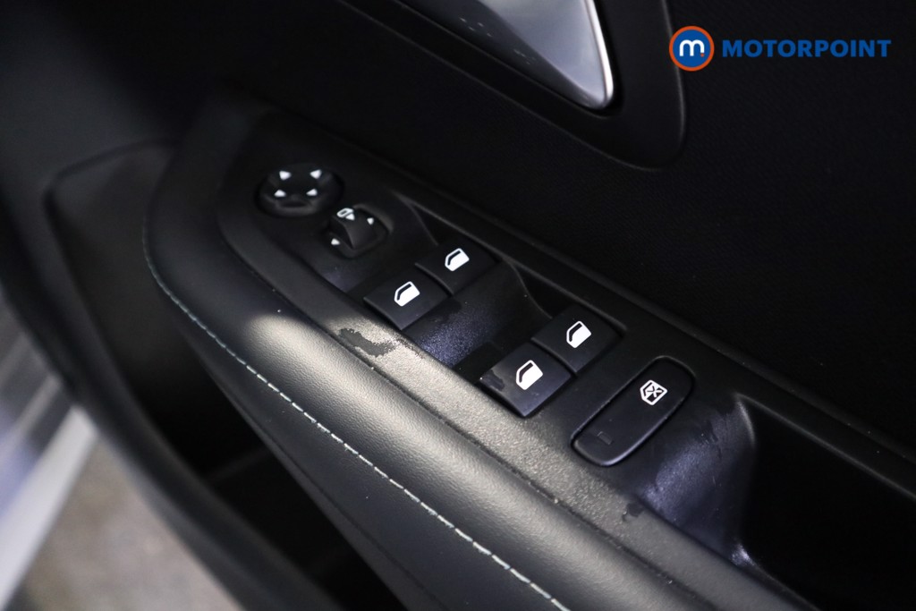 Peugeot 208 Allure Premium -Plus Automatic Electric Hatchback - Stock Number (1601410) - 12th supplementary image