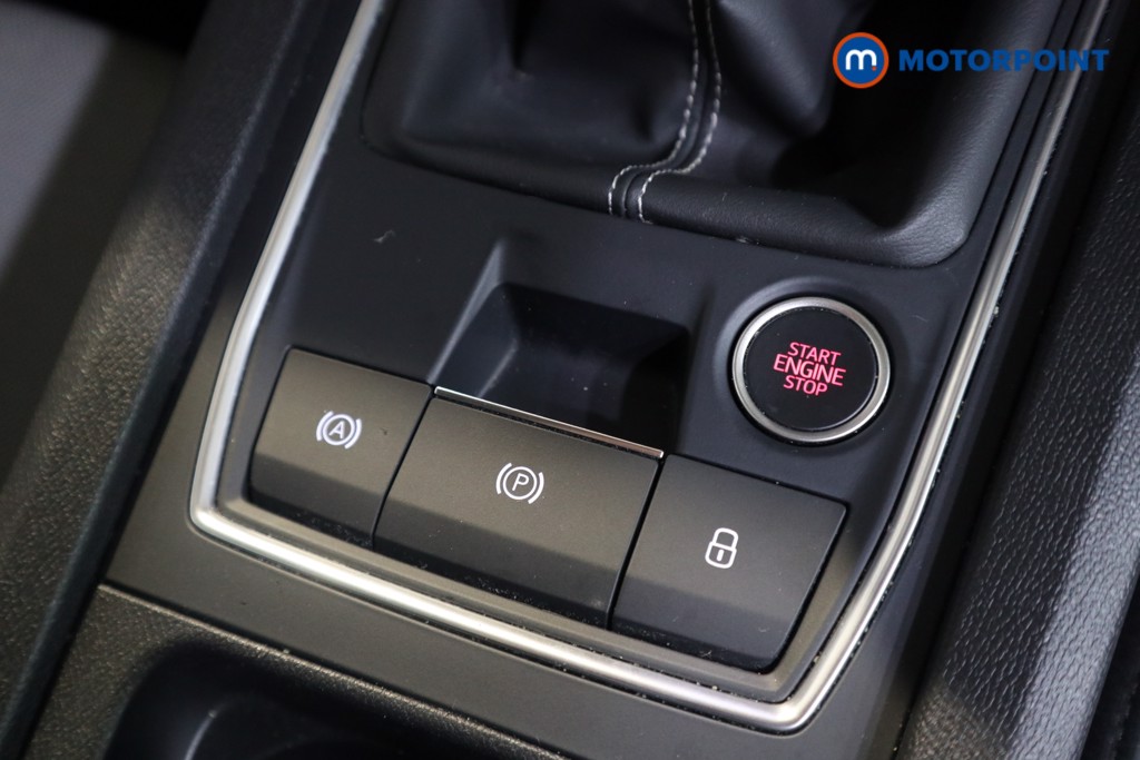 Seat Leon Se Dynamic Manual Petrol Hatchback - Stock Number (1601420) - 8th supplementary image