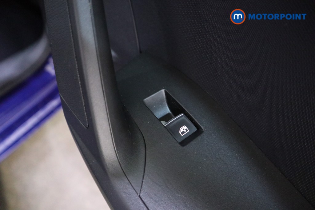 Seat Leon Se Dynamic Manual Petrol Hatchback - Stock Number (1601420) - 15th supplementary image