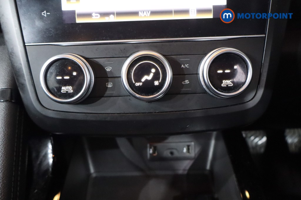 Renault Kadjar Iconic Manual Petrol SUV - Stock Number (1601609) - 13th supplementary image