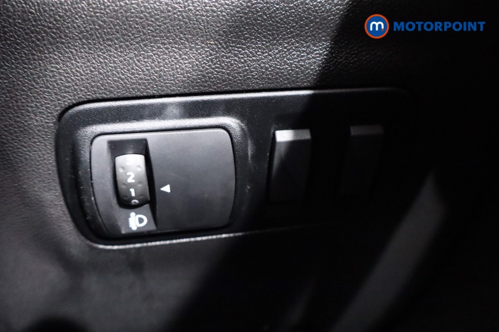 Renault Kadjar Iconic Manual Petrol SUV - Stock Number (1601609) - 20th supplementary image