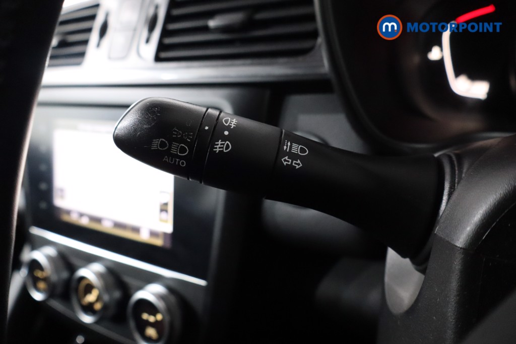 Renault Kadjar Iconic Manual Petrol SUV - Stock Number (1601609) - 23rd supplementary image