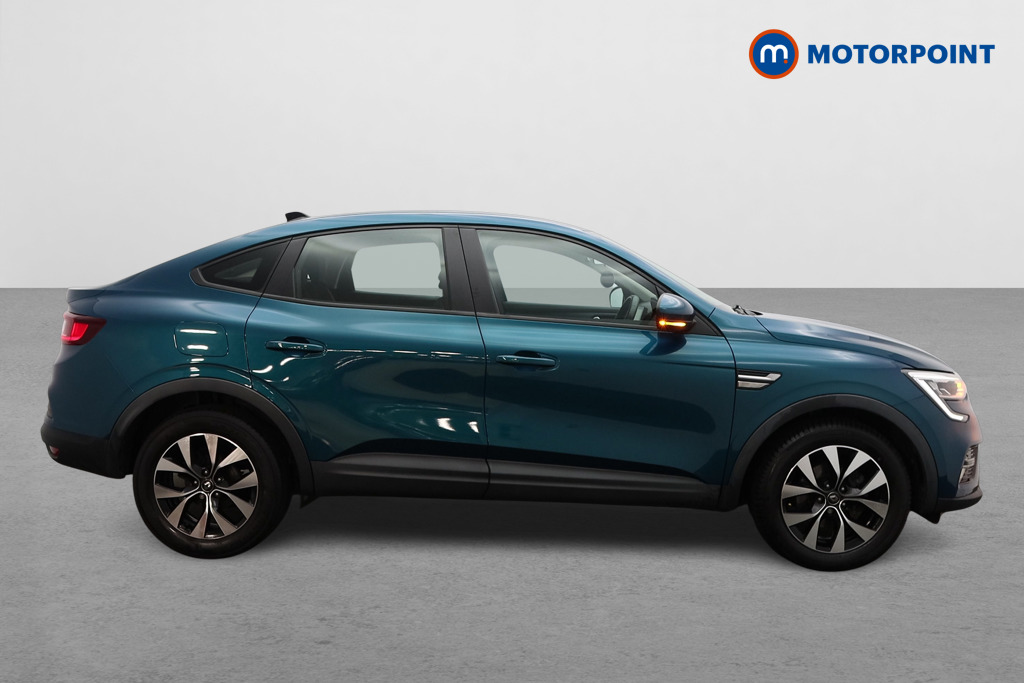 Renault Arkana Iconic Automatic Petrol-Electric Hybrid SUV - Stock Number (1601650) - Drivers side
