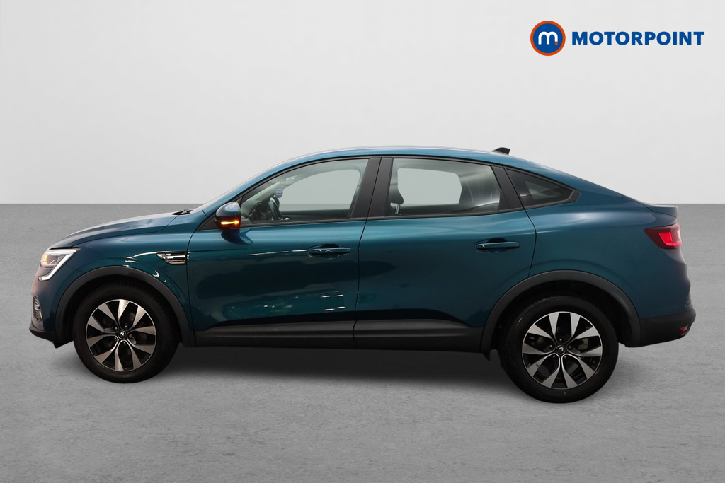 Renault Arkana Iconic Automatic Petrol-Electric Hybrid SUV - Stock Number (1601650) - Passenger side