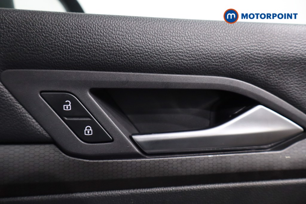 Volkswagen Golf GTI Automatic Petrol Hatchback - Stock Number (1601818) - 17th supplementary image