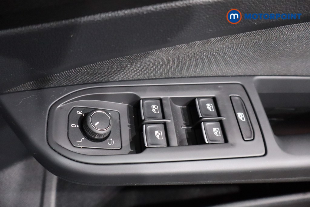 Volkswagen Golf GTI Automatic Petrol Hatchback - Stock Number (1601818) - 18th supplementary image