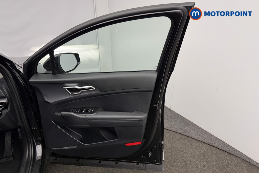 KIA Sportage Pure Automatic Petrol-Electric Hybrid SUV - Stock Number (1602040) - 21st supplementary image