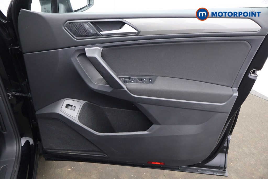 Volkswagen Tiguan Allspace Life Automatic Petrol SUV - Stock Number (1602048) - 9th supplementary image