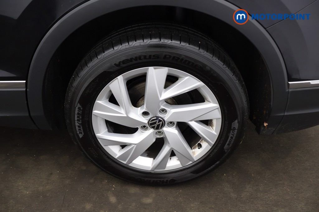 Volkswagen Tiguan Allspace Life Automatic Petrol SUV - Stock Number (1602048) - 17th supplementary image