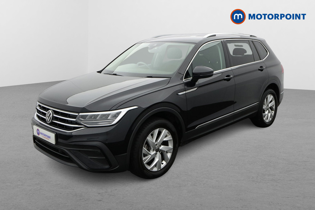 Volkswagen Tiguan Allspace Life Automatic Petrol SUV - Stock Number (1602048) - Passenger side front corner