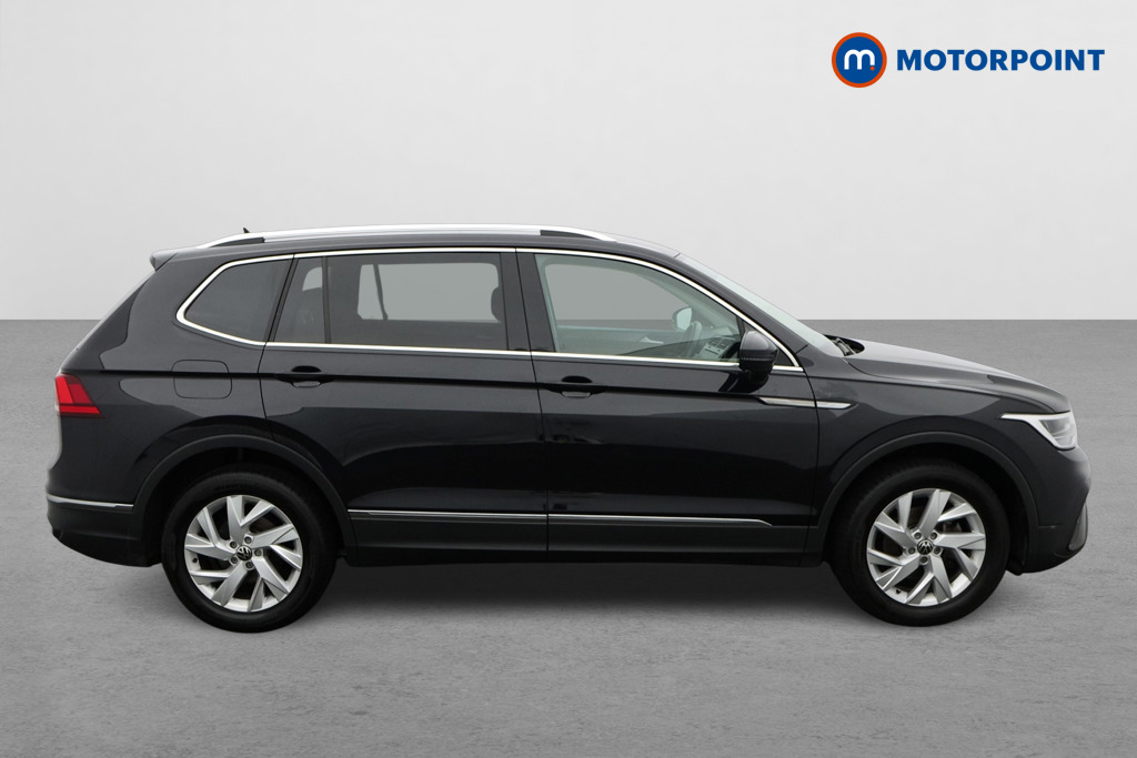 Volkswagen Tiguan Allspace Life Automatic Petrol SUV - Stock Number (1602048) - Drivers side