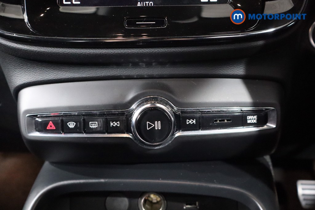 Volvo Xc40 R Design Automatic Petrol SUV - Stock Number (1602071) - 13th supplementary image