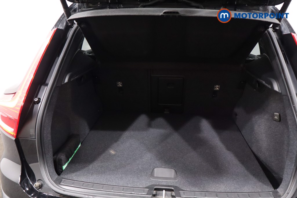 Volvo Xc40 R Design Automatic Petrol SUV - Stock Number (1602071) - 33rd supplementary image
