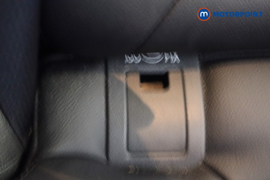 Renault Kadjar Iconic Automatic Diesel SUV - Stock Number (1602111) - 28th supplementary image