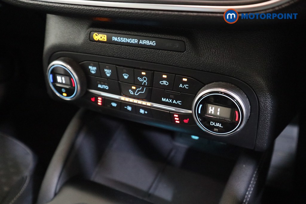 Ford Focus Titanium X Manual Diesel Hatchback - Stock Number (1602582) - 8th supplementary image