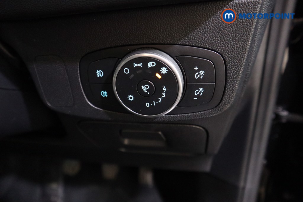 Ford Focus Titanium X Manual Diesel Hatchback - Stock Number (1602582) - 10th supplementary image