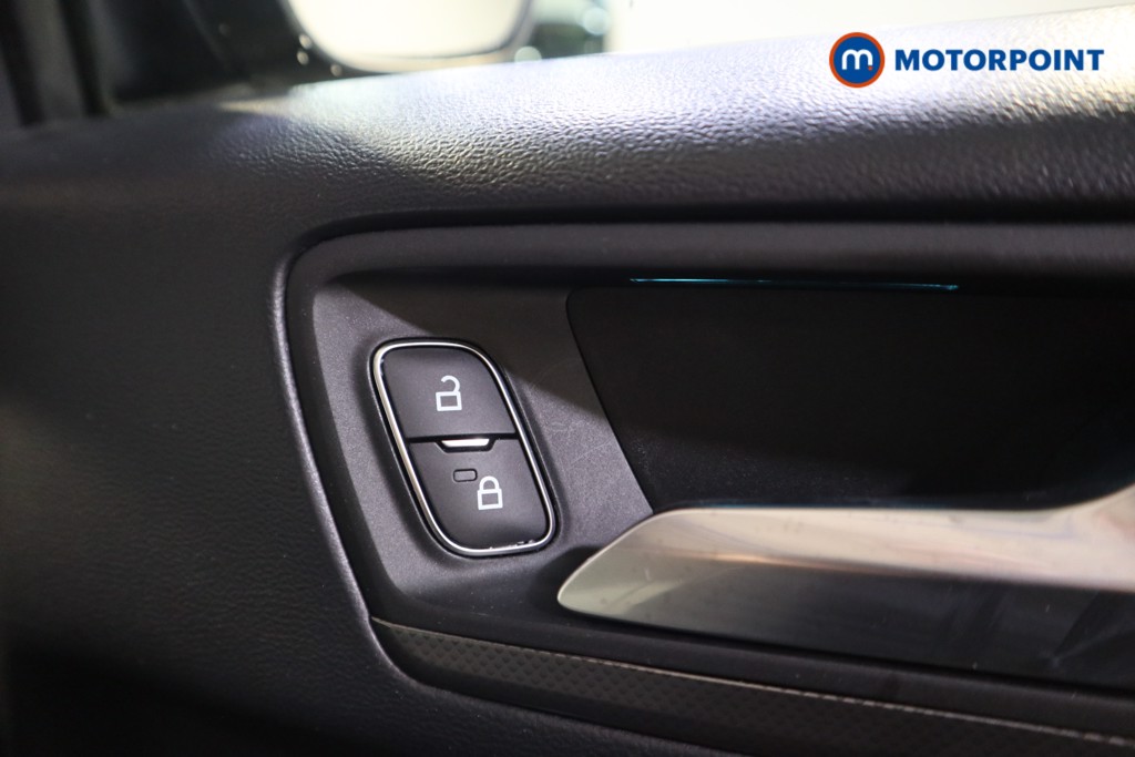 Ford Focus Titanium X Manual Diesel Hatchback - Stock Number (1602582) - 11th supplementary image