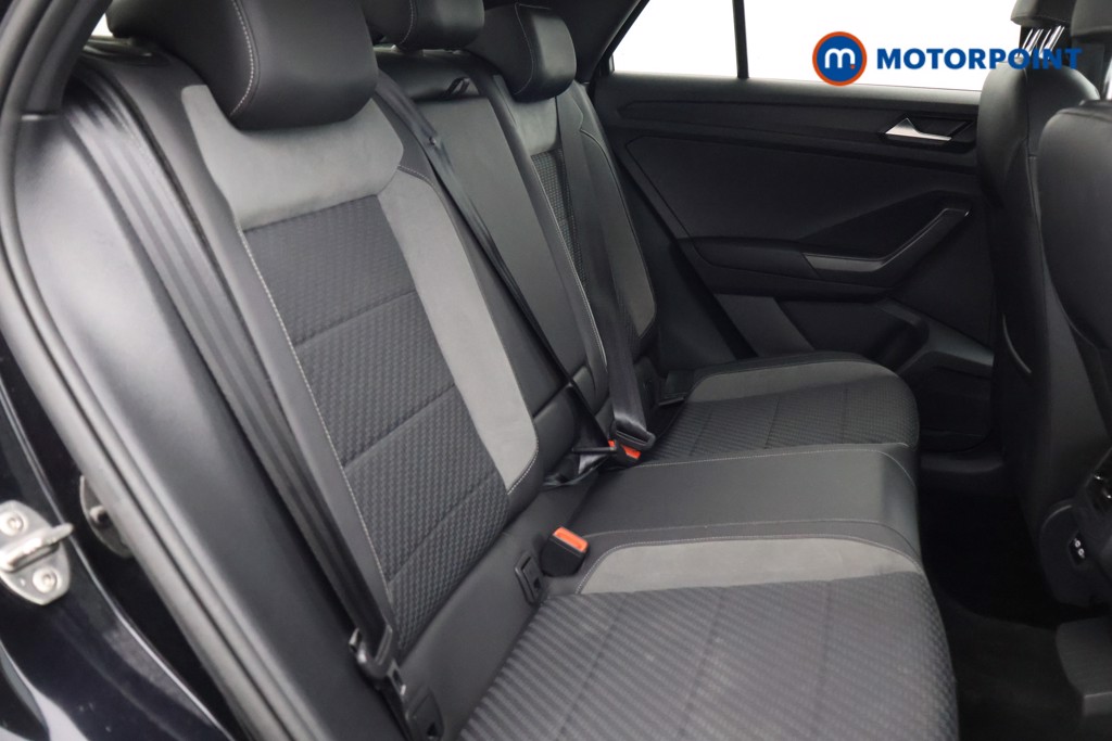 Volkswagen T-Roc R-Line Automatic Petrol SUV - Stock Number (1602591) - 23rd supplementary image