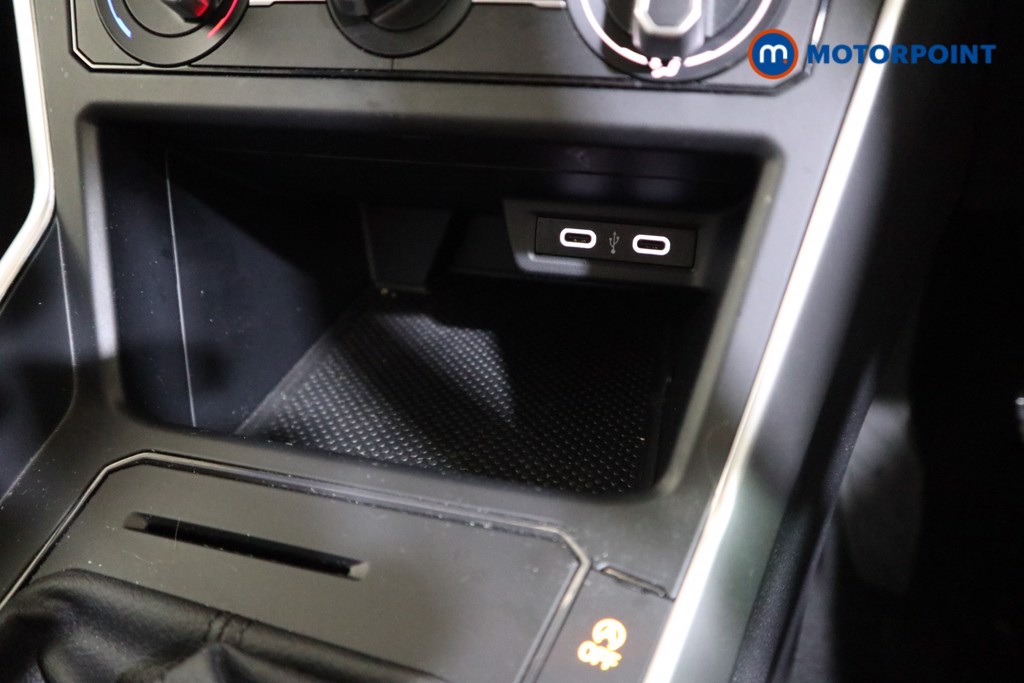 Volkswagen Polo Life Manual Petrol Hatchback - Stock Number (1602604) - 8th supplementary image