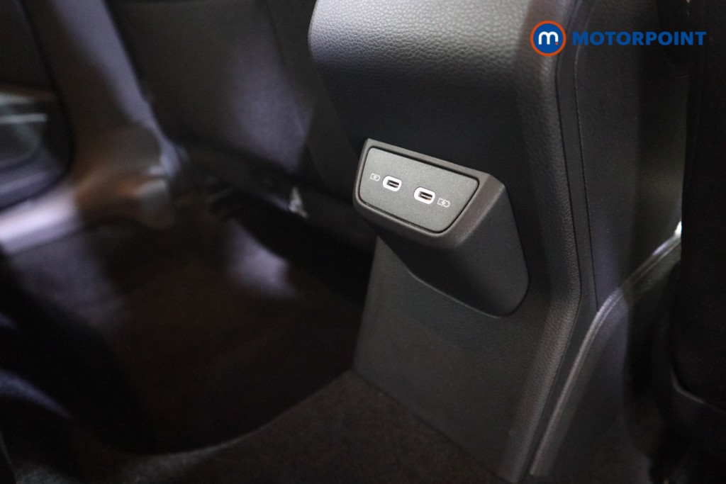 Volkswagen Polo Life Manual Petrol Hatchback - Stock Number (1602604) - 16th supplementary image