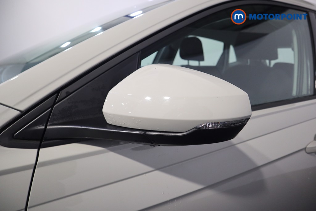 Volkswagen Polo Life Manual Petrol Hatchback - Stock Number (1602604) - 27th supplementary image