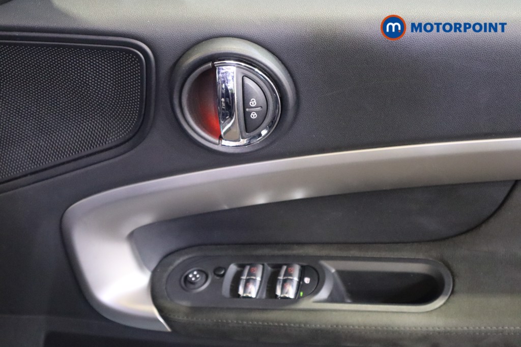 Mini Countryman Cooper Exclusive Automatic Petrol SUV - Stock Number (1602620) - 14th supplementary image