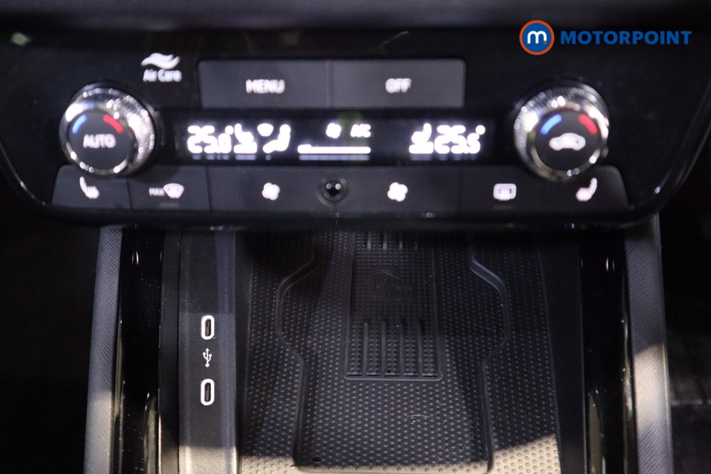 Skoda Kamiq Monte Carlo Edition Automatic Petrol SUV - Stock Number (1602625) - 23rd supplementary image