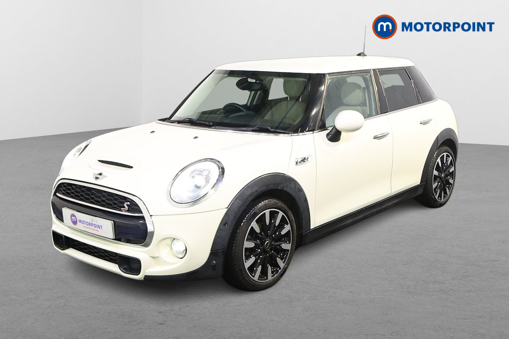 Mini Hatchback Cooper S Automatic Petrol Hatchback - Stock Number (1602640) - Passenger side front corner
