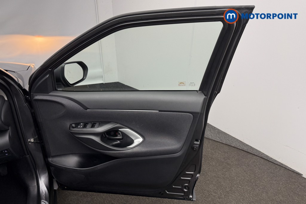 Toyota Yaris Cross Icon Automatic Petrol-Electric Hybrid Estate - Stock Number (1602828) - 17th supplementary image