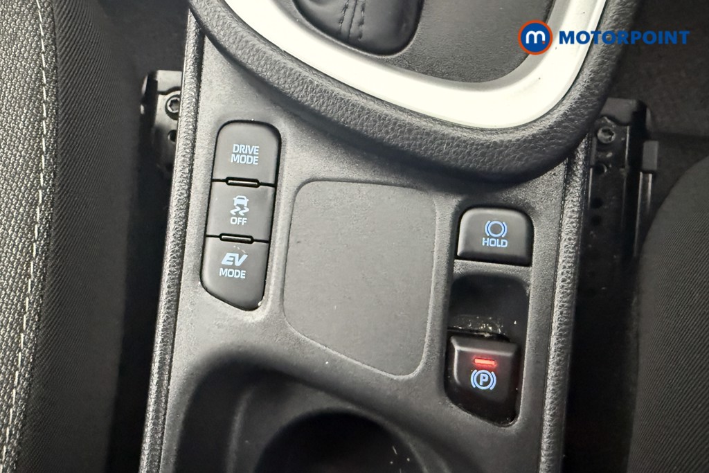 Toyota Yaris Cross Icon Automatic Petrol-Electric Hybrid Estate - Stock Number (1602828) - 21st supplementary image