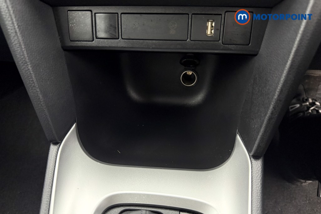 Toyota Yaris Cross Icon Automatic Petrol-Electric Hybrid Estate - Stock Number (1602828) - 23rd supplementary image