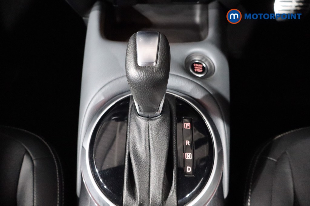 Nissan Juke Tekna Automatic Petrol SUV - Stock Number (1602996) - 15th supplementary image