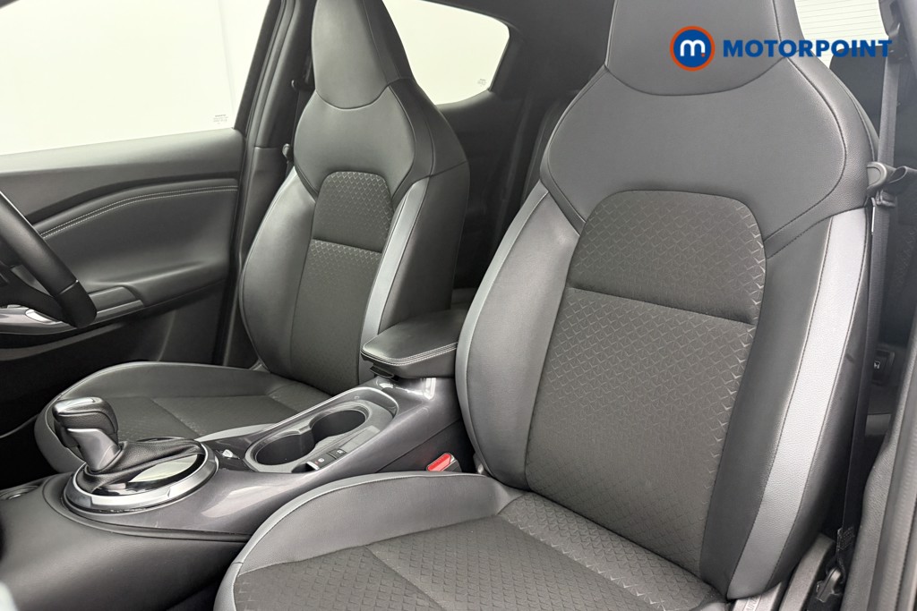 Nissan Juke N-Connecta Automatic Petrol SUV - Stock Number (1603006) - 3rd supplementary image