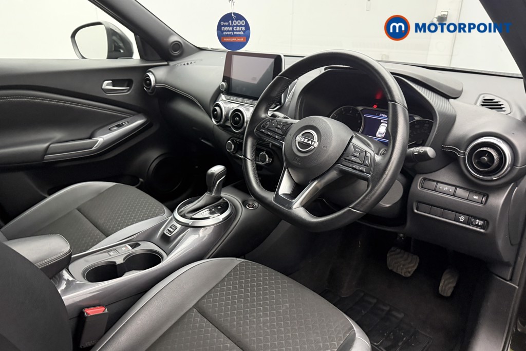 Nissan Juke N-Connecta Automatic Petrol SUV - Stock Number (1603006) - 6th supplementary image