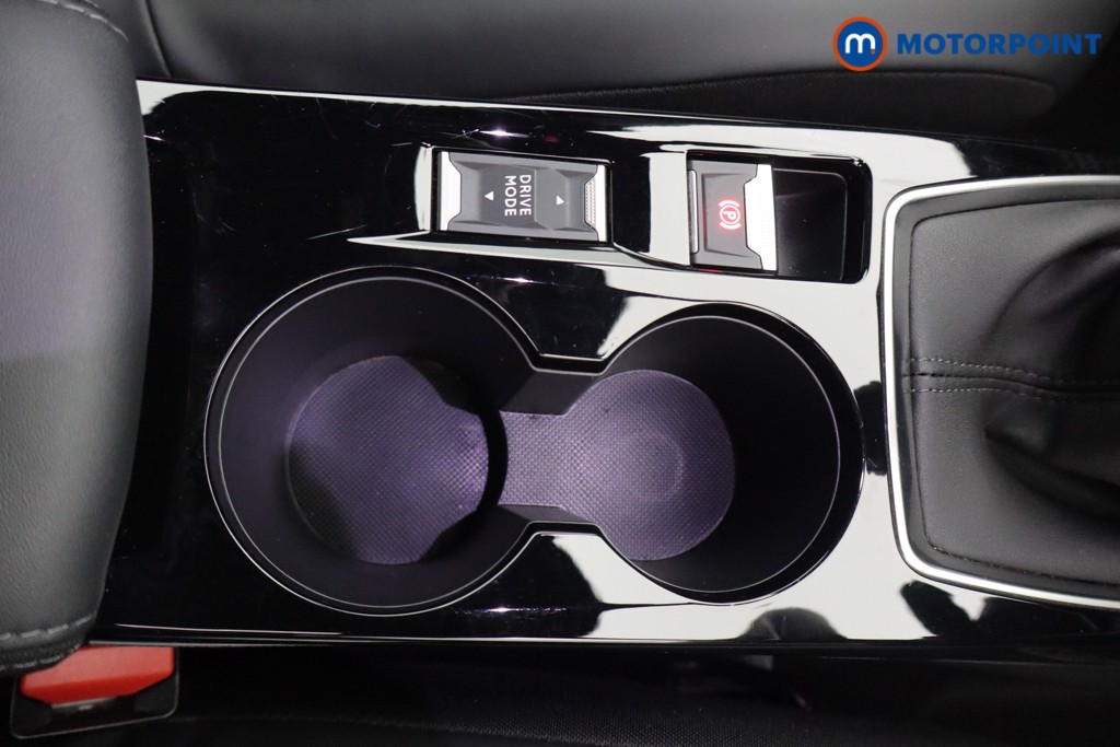 Peugeot 2008 Allure Manual Petrol SUV - Stock Number (1603043) - 7th supplementary image