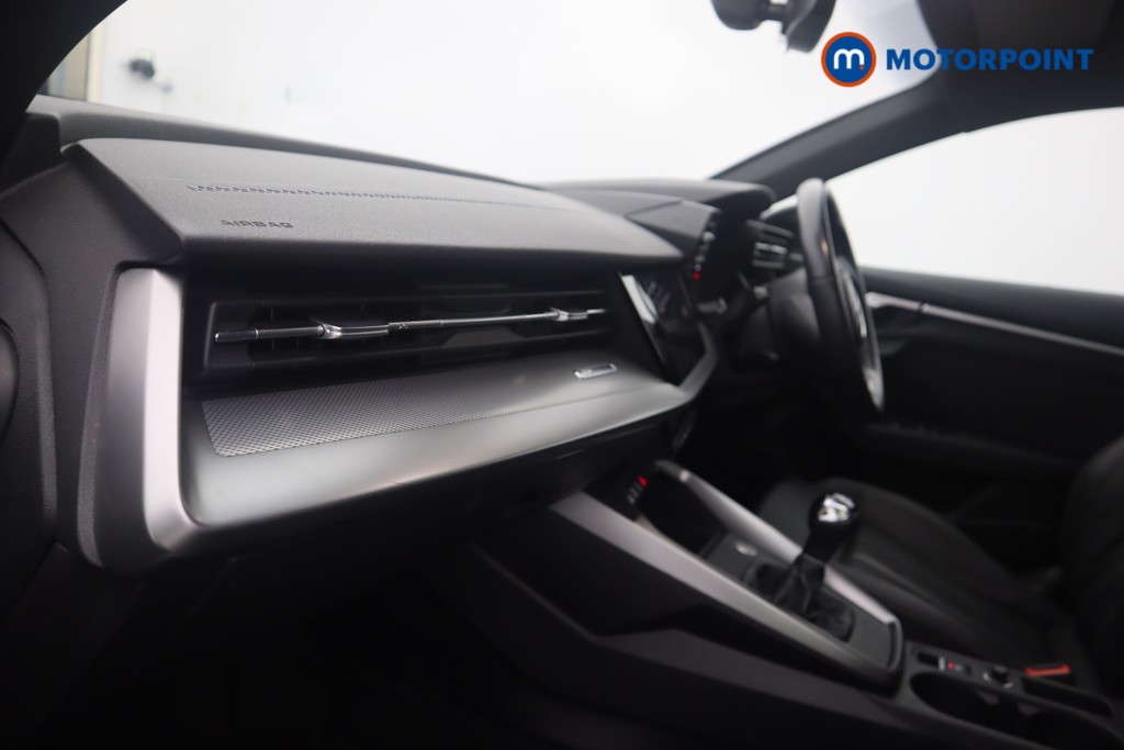 Audi A3 S Line Manual Petrol Hatchback - Stock Number (1603093) - 33rd supplementary image