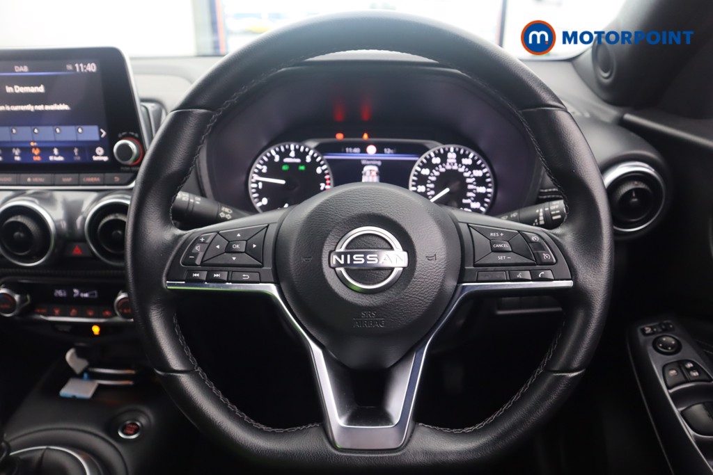 Nissan Juke N-Connecta Manual Petrol SUV - Stock Number (1603200) - 2nd supplementary image