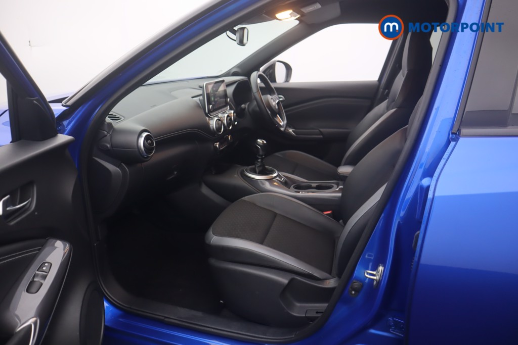Nissan Juke N-Connecta Manual Petrol SUV - Stock Number (1603200) - 34th supplementary image