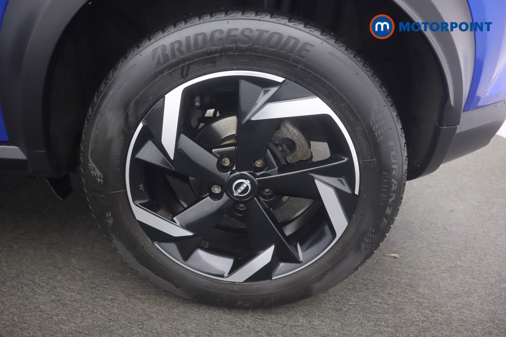 Nissan Juke N-Connecta Manual Petrol SUV - Stock Number (1603200) - 37th supplementary image