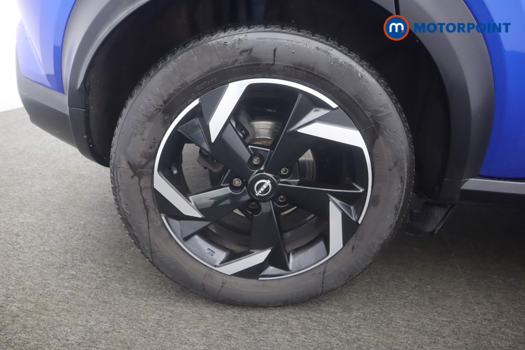 Nissan Juke N-Connecta Manual Petrol SUV - Stock Number (1603200) - 40th supplementary image