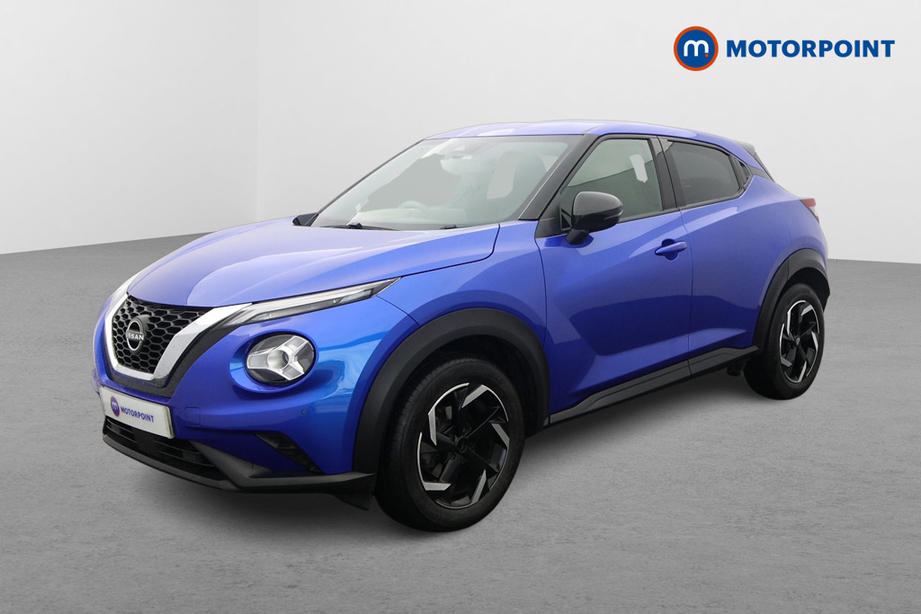 Nissan Juke N-Connecta Manual Petrol SUV - Stock Number (1603200) - Passenger side front corner
